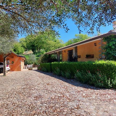 Casa Vacanza Centro Sardegna Sorgono Luaran gambar