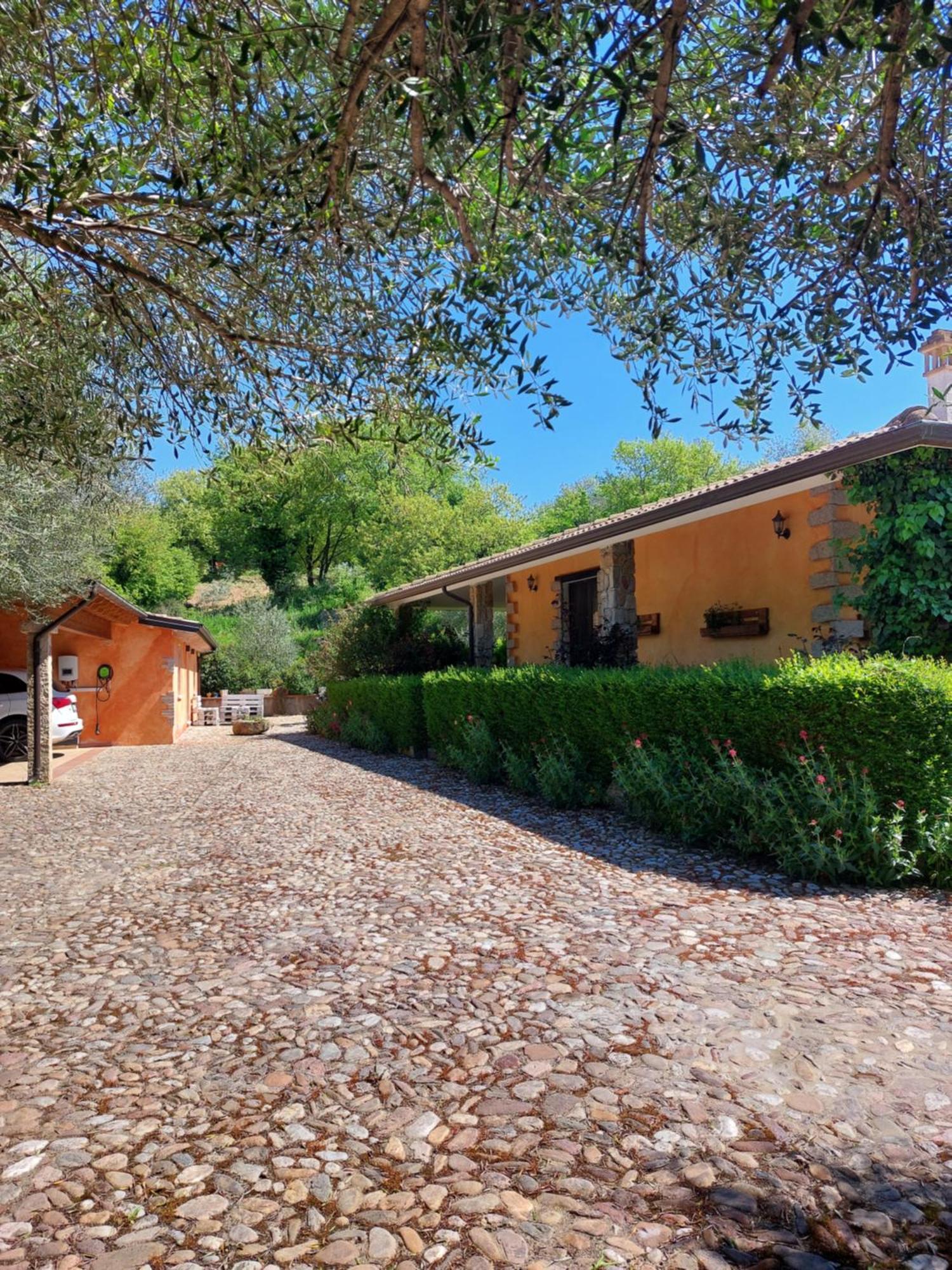 Casa Vacanza Centro Sardegna Sorgono Luaran gambar